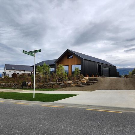 Escape To Riverslea Wanaka Bagian luar foto