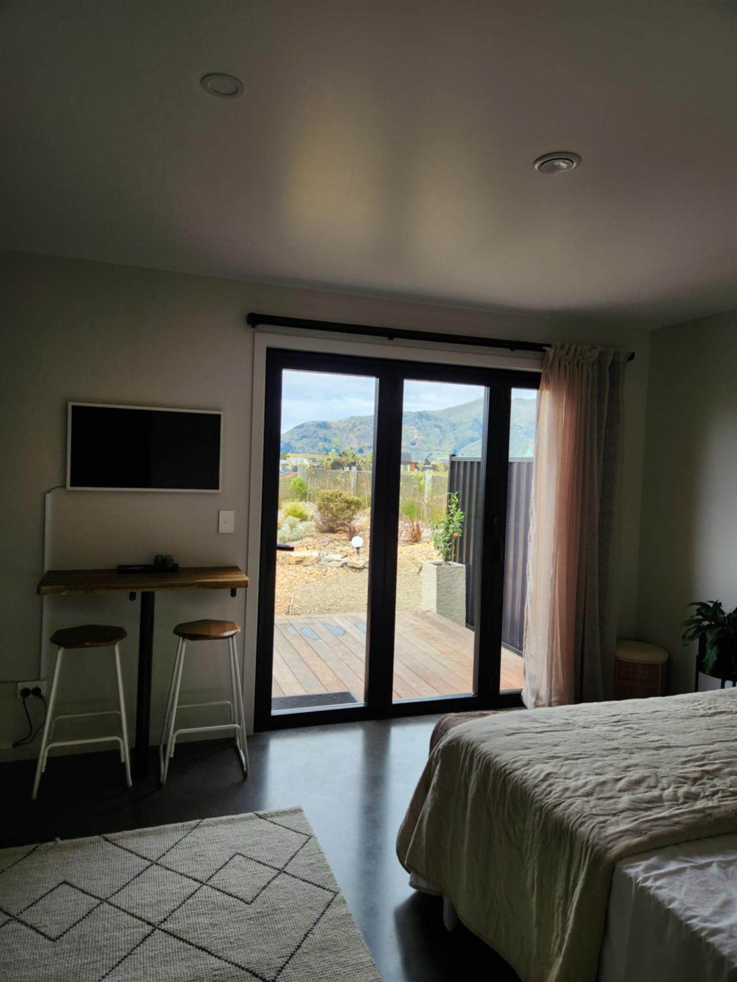 Escape To Riverslea Wanaka Bagian luar foto